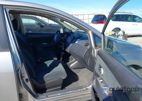 2010 Nissan Versa 1.8S из США, поврежденный, VIN 3N1BC1CPXAL436019